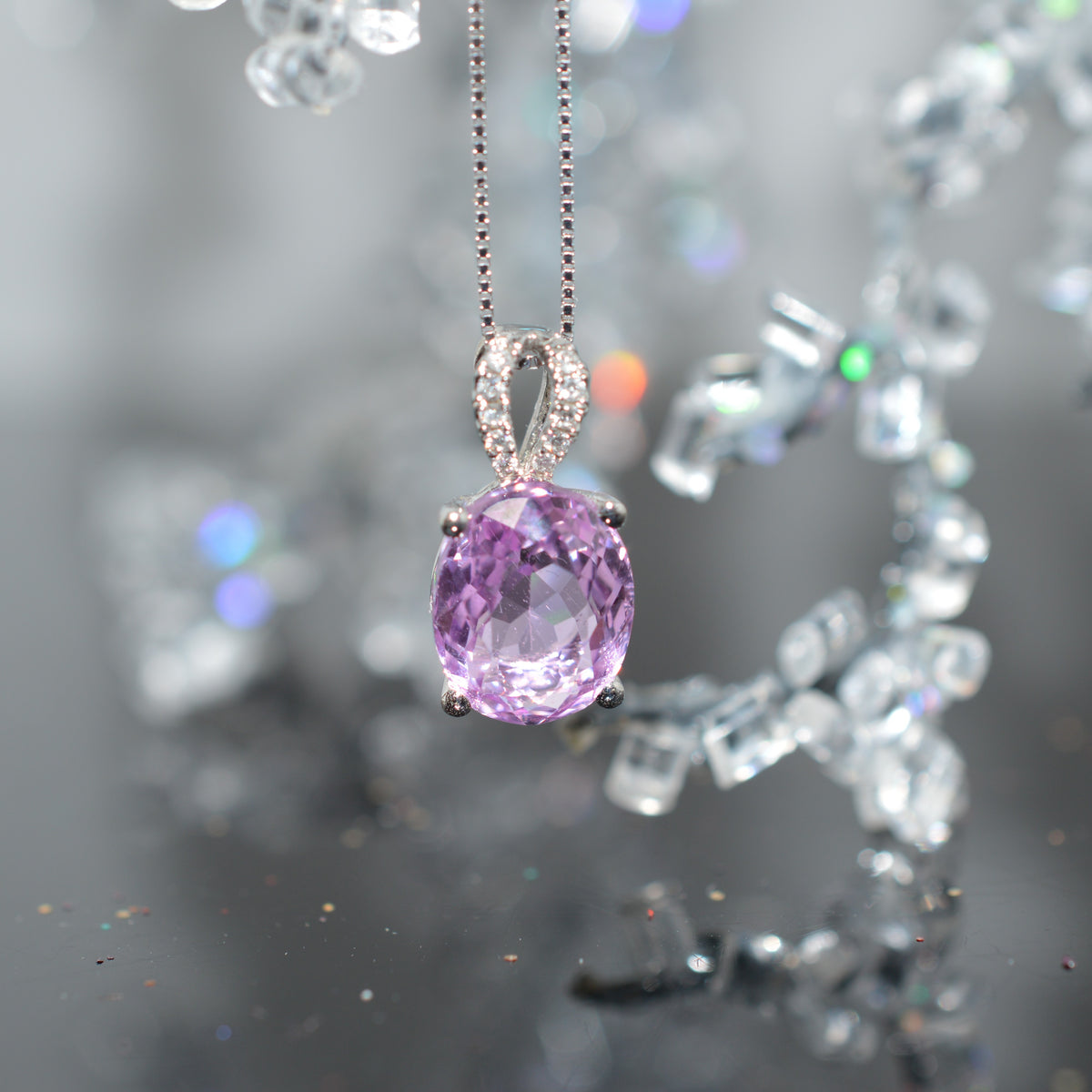 14K White Gold Oval Kunzite And Diamond Pendant With Chain